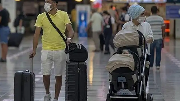 Son 10 gün içinde İngiltere'den İzmir'e gelenler karantinaya alınacak