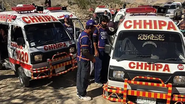 Pakistan'da maden işçilerine saldırı: 11 ölü