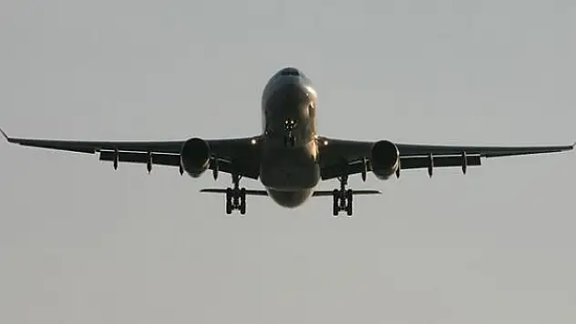 Kuveyt'ten İngiltere'ye uçuşları durdurma kararı