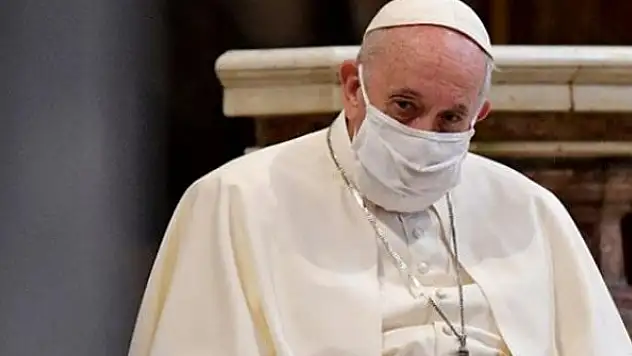 Papa Franciscus COVID-19 aşısı yaptıracağını açıkladı