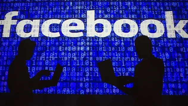 Uganda: Facebook devlet başkanlığı seçimlerine müdahale ediyor