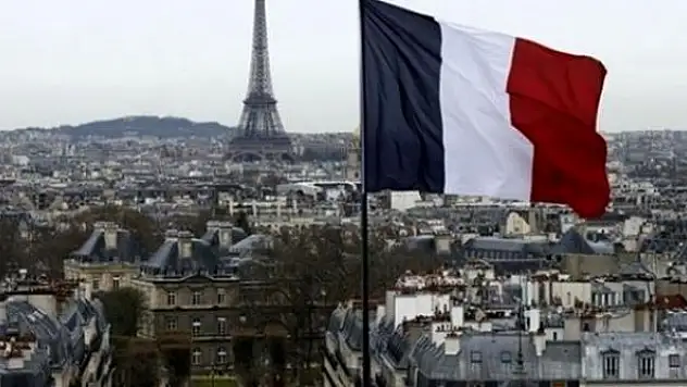 Fransa'dan Trump'ın Twitter hesabının askıya alınmasına tepki