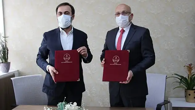 Konya Ticaret Odası'ndan öğrencilere tablet desteği
