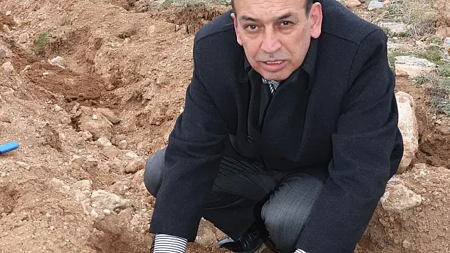 Esnaflar iki bin fidanı toprakla buluşturdu