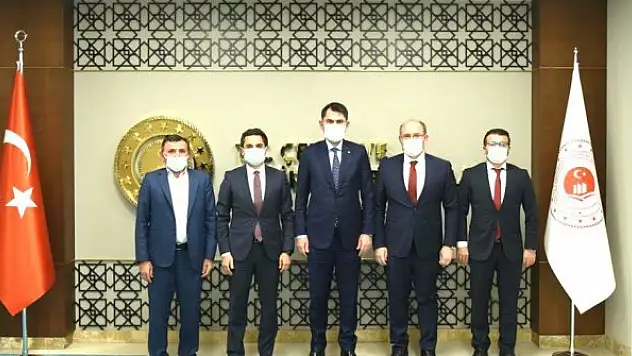 Karapınar heyetinden Bakan Kurum'a ziyaret