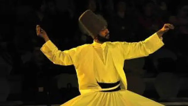 'Neysiz Sema' ile görenleri büyülüyor