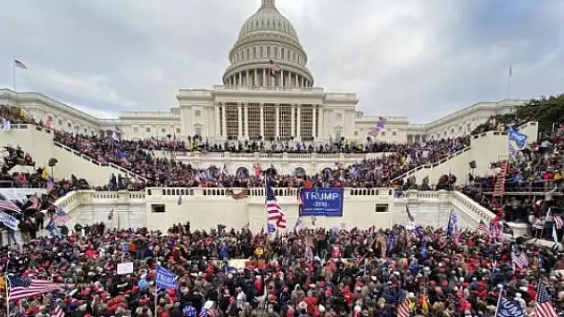 Trump'tan halka 'tansiyonu düşürelim' çağrısı