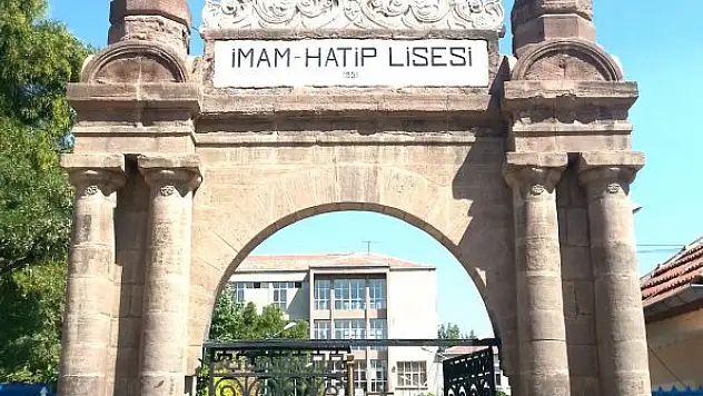 İmam Hatip Liseleri 72 yıl önce açıldı