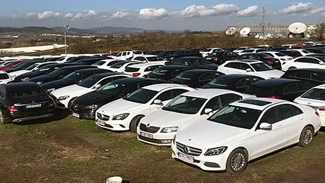 Konya'da icradan satılık araç