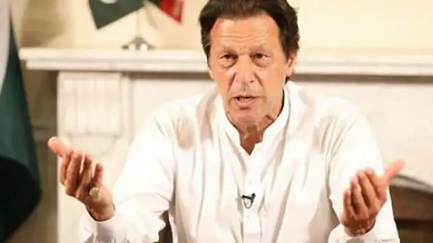 Pakistan'dan sürpriz aşı kararı!