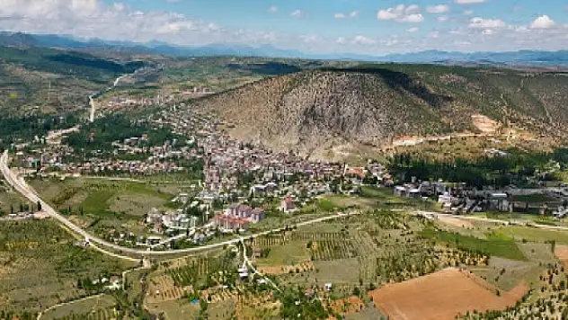 Konya'nın ilçesinde 1302 metrekare arsa satışa çıktı