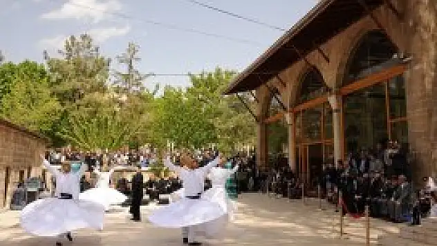 Mevlana Karaman'dan Konya'ya uğurlanacak