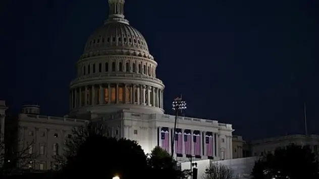 Beyaz Saray'daki son gününde kızı Tiffany nişanlandı