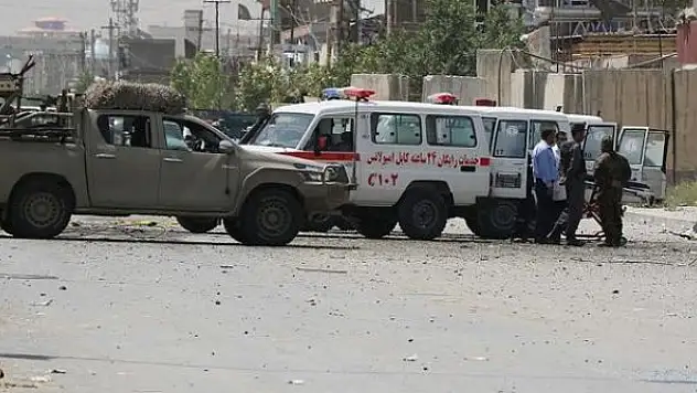 Afganistan'da bombalı saldırı: 6 polis yaralandı
