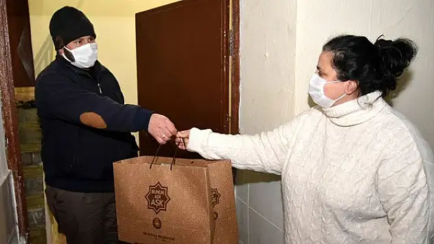 1250 aileye 'çok yaşa bebek' hediyesi