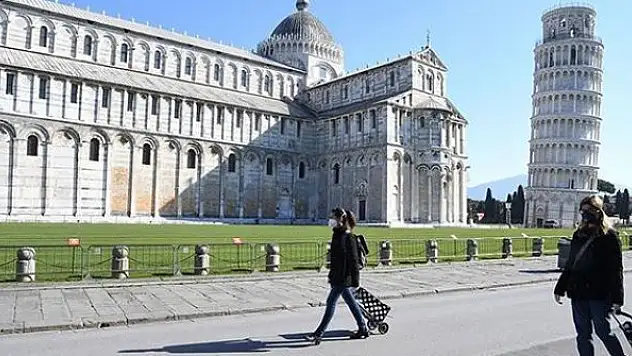 İtalya'da son 24 saatte 524 can kaybı