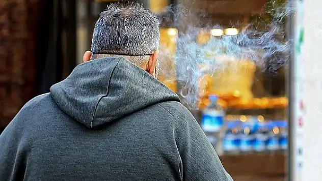 Sigara ve alkol 'aşı etkinliğini' azaltabiliyor