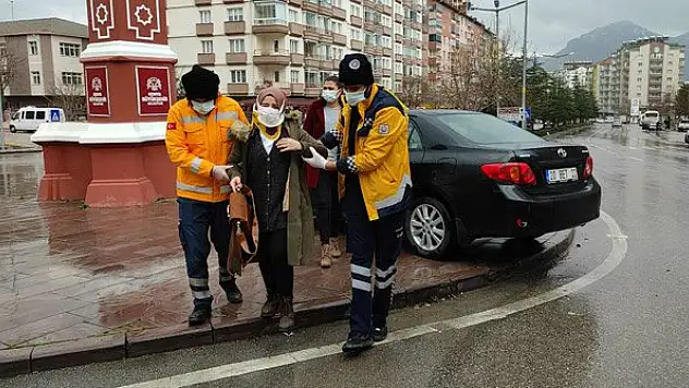 Konya'da otomobiller çarpıştı: 2 yaralı