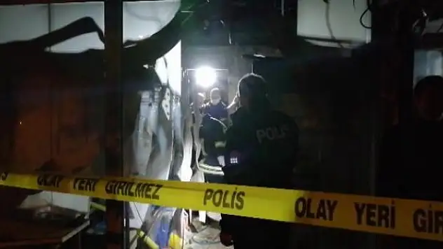 Kuşadası'nda evde çıkan yangında bir kişi öldü