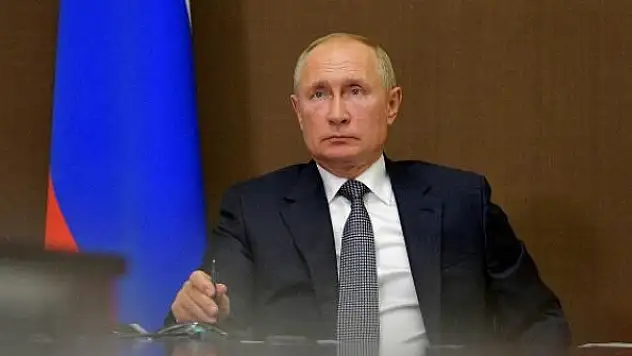 Putin'den Biden'a tebrik telefonu