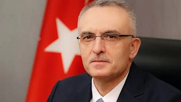 'Enflasyonun 2021 sonunda yüzde 9,4 olarak gerçekleşeceğini tahmin ediyoruz'