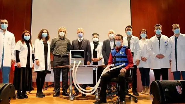 'Göğüs duvarı fizyoterapi cihazı' Kovid-19 hastalarına nefes oldu