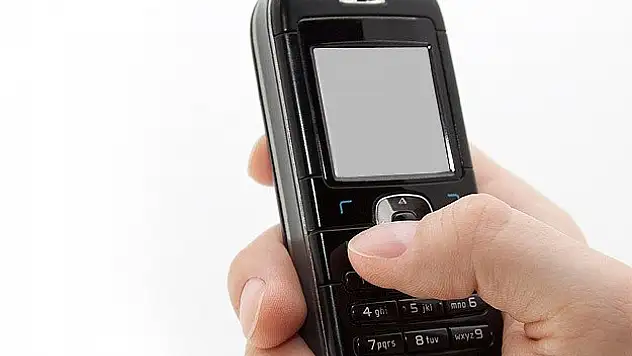 Kışladaki cep telefonuna '7 numara' şartı