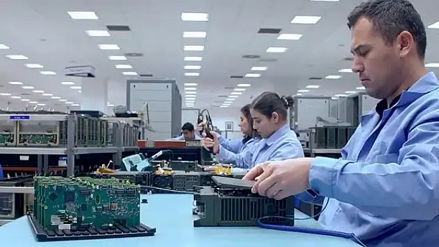 ASELSAN anten üretiminde rekor yerlilik oranına ulaştı