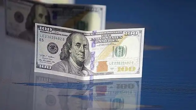 Dolar yaklaşık 6 ayın en düşük seviyesine geriledi