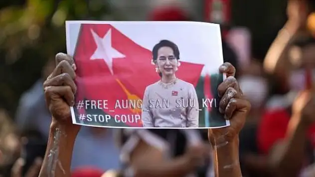 Myanmar lideri Suu Çii için 'serbest bırakılsın' çağrısı