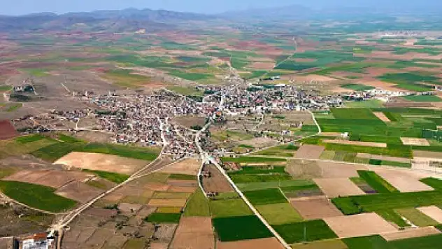 Konya'nın ilçesinde 52 bin 977 metrekare tarla satışa çıktı