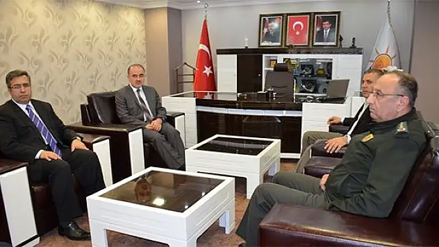 Erol, Demir ve Dursun'dan Ak Parti'ye ziyaret