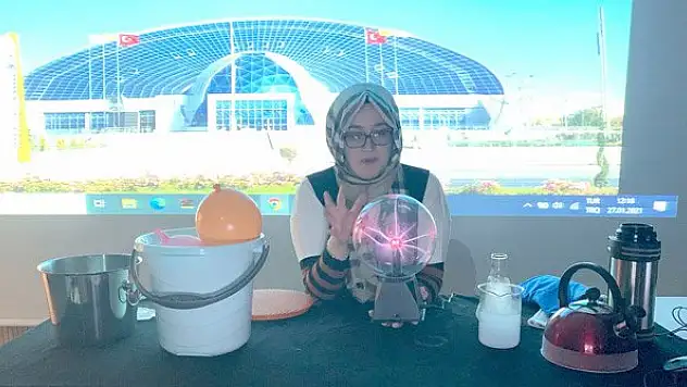 Bilgehane öğrencileri tatili verimli geçiriyor