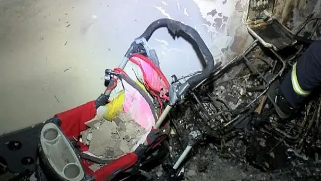 İstanbul'da korkutan yangın: Mahsur kalan 30 kişi tahliye edildi