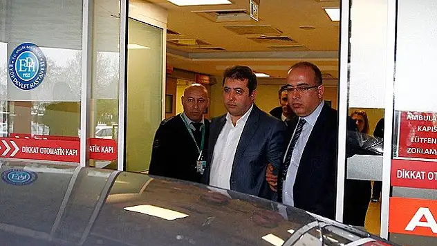 Nazmi Ardıç ile Ahmet Kalender gözaltına alındı