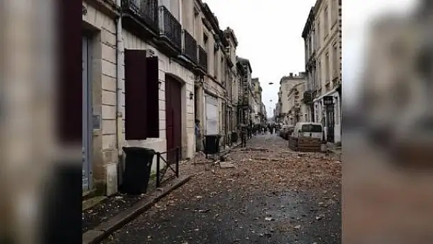 Fransa'da patlama: 3 kişi yaralandı