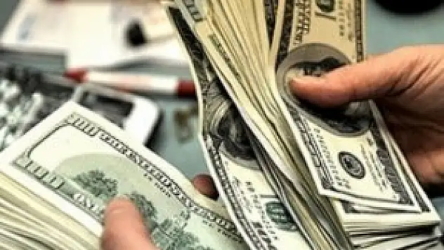 Dolar'ın yükselişi sürüyor! Zirveye dayandı