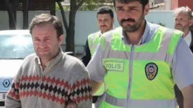 23 şehirde 46 taksiciyi dolandırdı