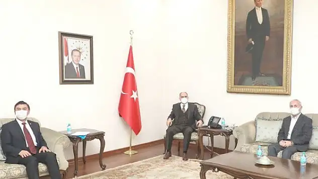 Vali Özkan'dan  yoğun mesai