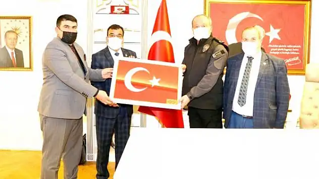 Emniyet Müdürü Aydın'a muhtarlardan ziyaret