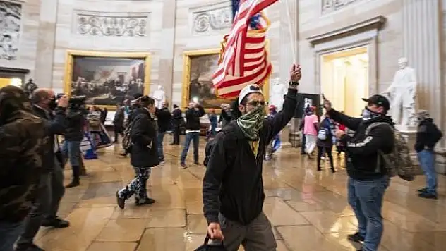 ABD'de aşılıkçılar tarafında sular ısınıyor