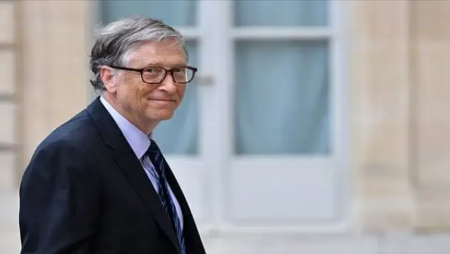 Bill Gates'ten mutasyona karşı üçüncü doz aşı uyarısı