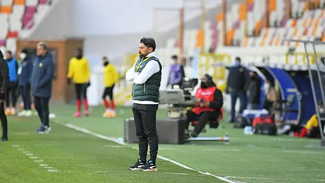 İlhan Palut: Oyuncularımı kutluyorum