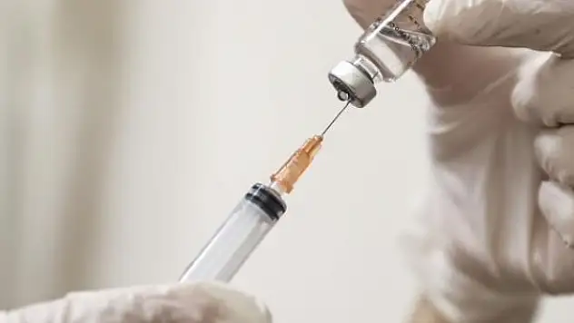 Çin'den iki koronavirüs aşısına daha onay