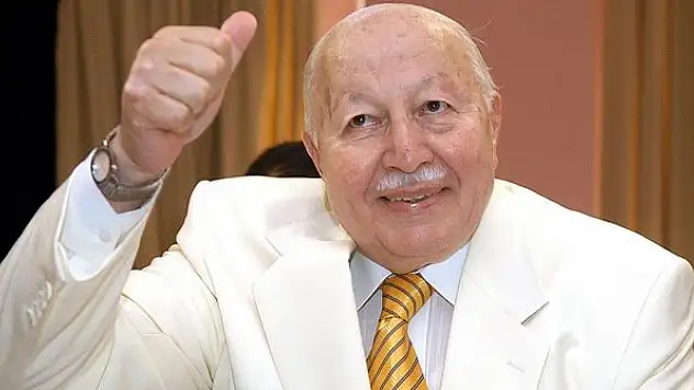 Türk siyasetinin 'Erbakan Hoca'sı vefatının 10'uncu yılında anılıyor