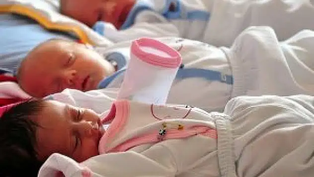 Bir yılda 1 milyon 337 bin bebeğimiz oldu