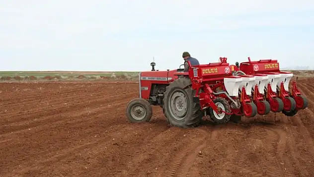 Tarımda güvenli makine kullanım uyarısı