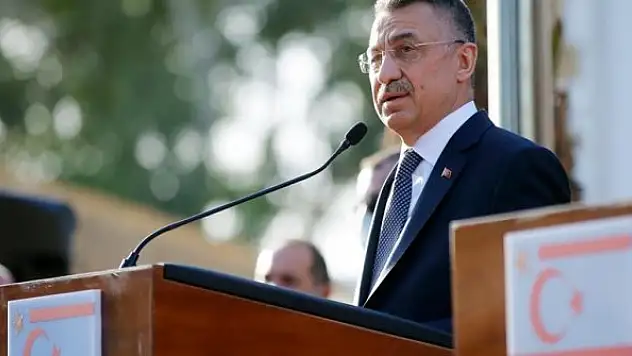 Oktay: Bu hafta 20 bin Kovid-19 aşısını daha KKTC'ye gönderiyoruz