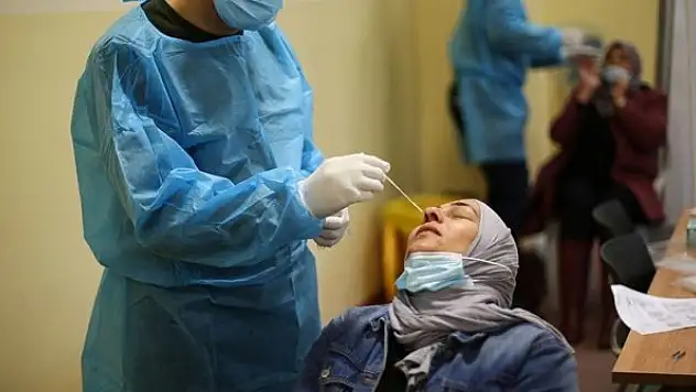 İsrail'in aşı konusunda görmezden geldiği Batı Şeria'da tehlike çanları çalıyor