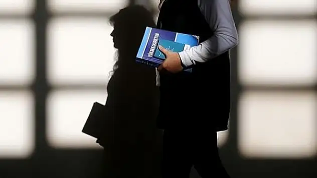 Üniversitelerde kadın akademisyen sayısı artıyor